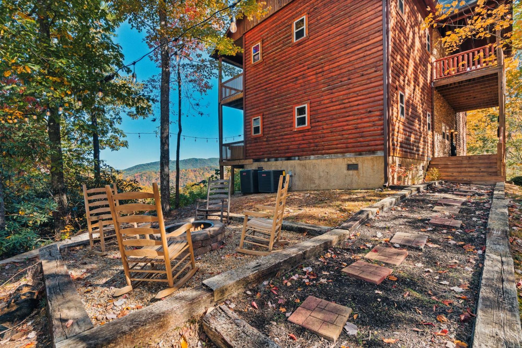 Top Mtn Views, Hottub, Games, 4 Suites, Pets Sevierville Esterno foto